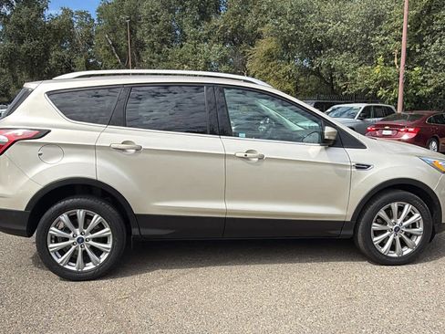 Used 2018 Ford Escape Titanium w/ Ford Safe & Smart Package AWD/4WD image 4