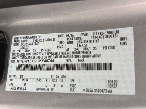 Used 2016 Ford F150 XLT w/ Equipment Group 302A Luxury image 9