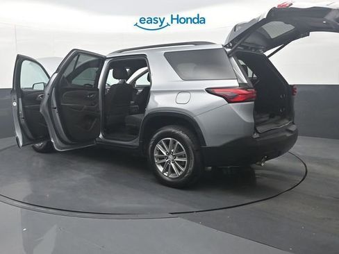 Used 2023 Chevrolet Traverse LT image 39
