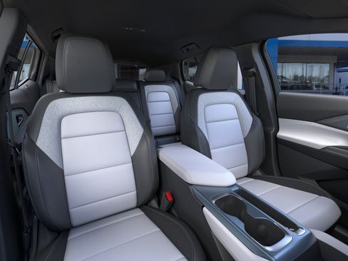 New 2026 Chevrolet Equinox EV LT FWD image 50