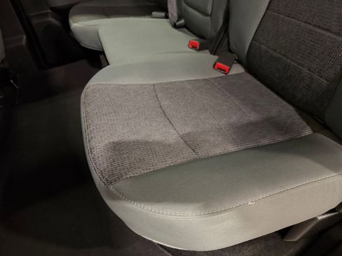 Used 2014 RAM 1500 Big Horn image 34