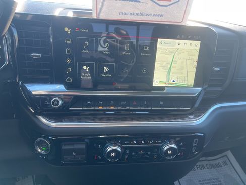 New 2026 GMC Sierra 1500 SLE w/ Preferred Package image 13