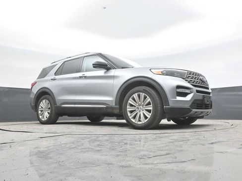 Used 2020 Ford Explorer Limited AWD/4WD image 28