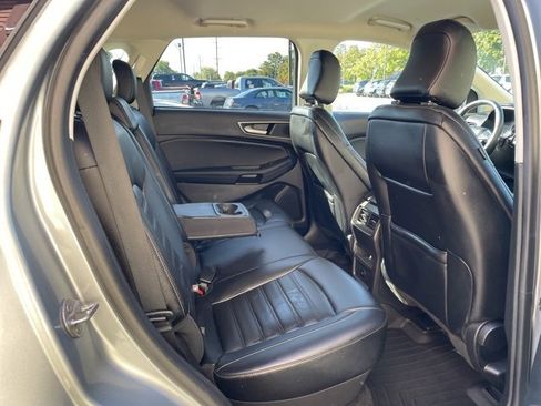 Used 2024 Ford Edge SEL image 15