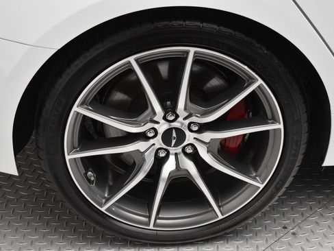 Used 2025 Genesis G70 2.5T AWD/4WD image 38
