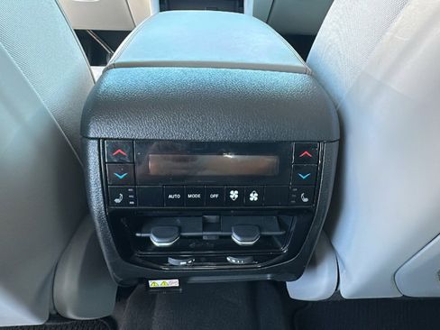 Used 2021 Jeep Grand Cherokee L Summit w/ Advanced Protech Group IV image 25