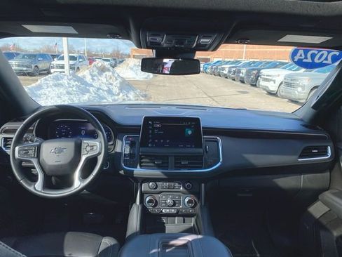 Used 2024 Chevrolet Tahoe Z71 w/ Z71 Off-Road Package image 20