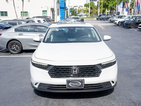 Certified 2023 Honda Accord EX image 2
