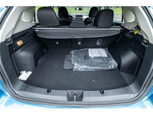 Used 2017 Subaru Impreza 2.0i Premium image 13