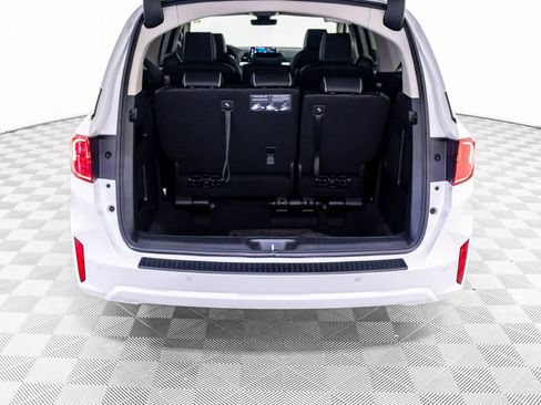 Certified 2026 Honda Odyssey Touring image 35