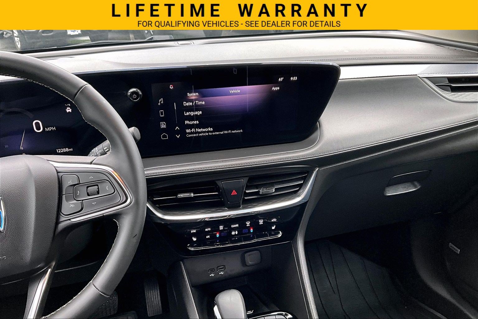 Used 2025 Buick Encore GX Avenir w/ Avenir Technology Package FWD image 6