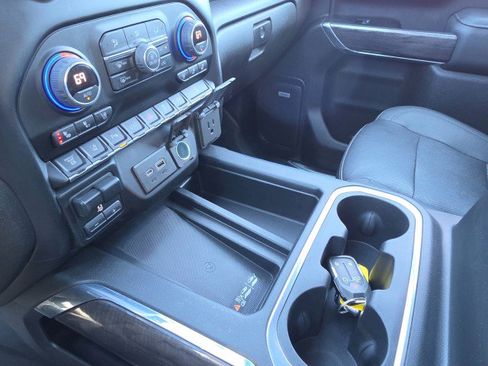 Used 2022 Chevrolet Silverado 2500 LTZ w/ LTZ Plus Package image 54