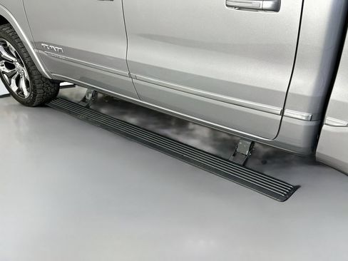 Used 2021 RAM 1500 Limited AWD/4WD image 22