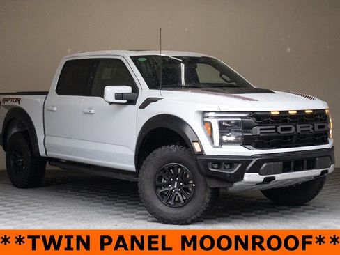 Used 2025 Ford F150 Raptor AWD/4WD image 2