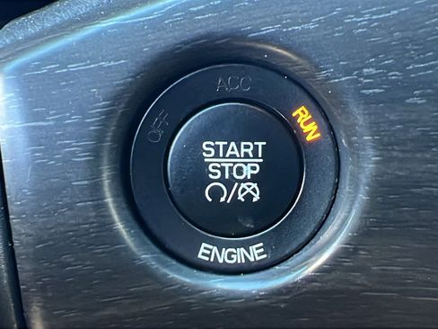 Used 2016 Jeep Grand Cherokee Limited image 17