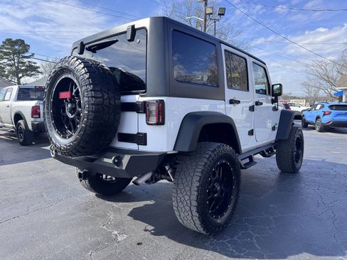 Used 2016 Jeep Wrangler Unlimited Sport w/ Connectivity Group image 6