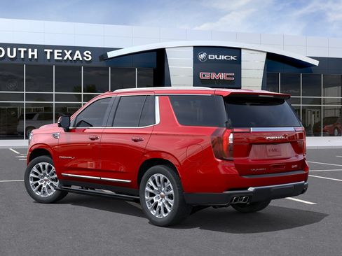 New 2026 GMC Yukon Denali w/ Denali Reserve Package AWD/4WD image 3