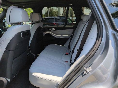 New 2026 BMW X5 xDrive40i w/ Executive Package AWD/4WD image 14