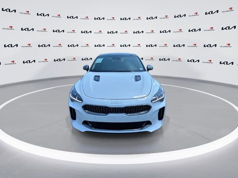 Certified 2023 Kia Stinger GT2 image 3
