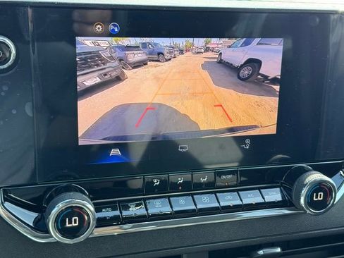 New 2026 Chevrolet Colorado Trail Boss w/ Midnight Edition AWD/4WD image 16
