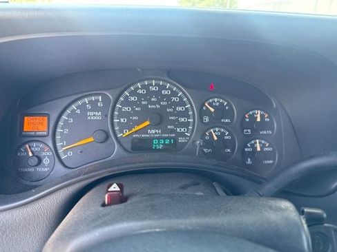 Used 1999 Chevrolet Silverado 2500 LS w/ Firm Ride Suspension Pkg AWD/4WD image 8