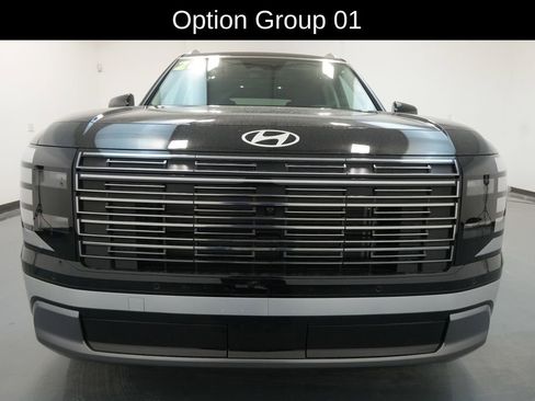 Used 2026 Hyundai Palisade Limited image 2