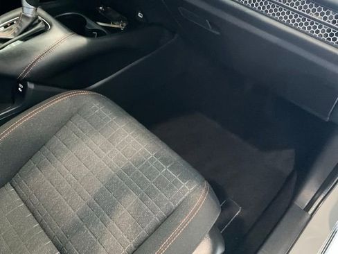 Certified 2025 Honda HR-V Sport image 24