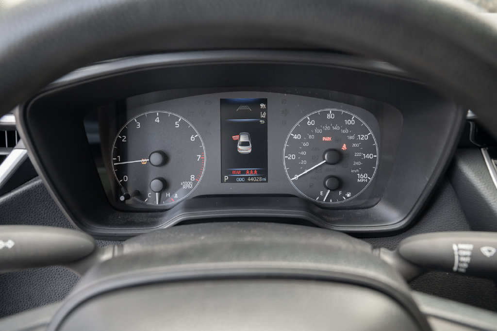Used 2025 Toyota Corolla LE FWD image 23