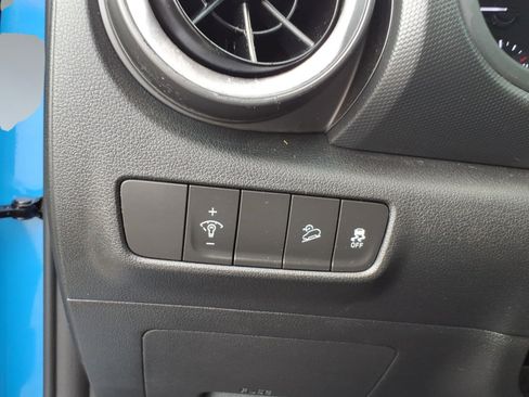 Used 2022 Hyundai Kona SE AWD/4WD image 13