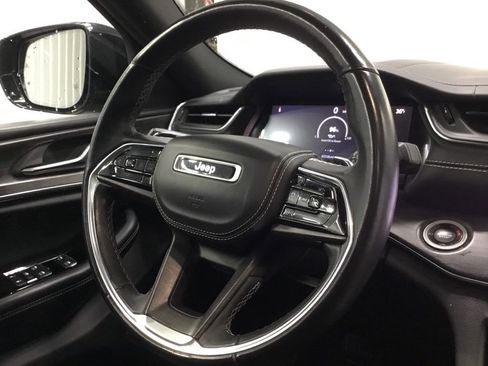 Used 2021 Jeep Grand Cherokee L Overland w/ Luxury Tech Group IV image 44