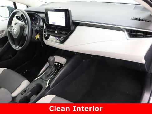 Used 2024 Toyota Corolla LE image 32