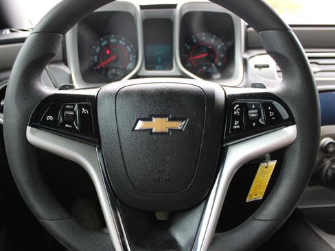 Used 2014 Chevrolet Camaro LS RWD image 17