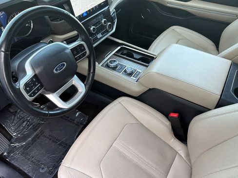 Certified 2022 Ford Expedition Max Limited AWD/4WD image 11