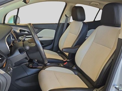 Used 2022 Buick Encore Preferred w/ Safety Package image 11