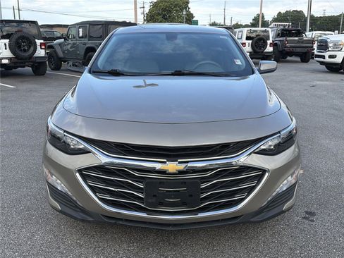Used 2022 Chevrolet Malibu LT FWD image 3