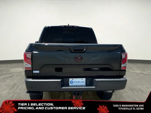 Used 2023 Nissan Titan PRO-4X w/ Pro-4x Convenience Package AWD/4WD image 11