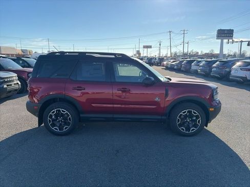 New 2025 Ford Bronco Sport Outer Banks w/ Outer Banks Tech Package+ AWD/4WD image 7