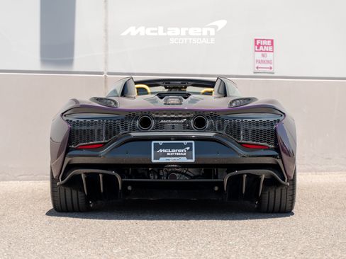 Used 2025 McLaren Artura Spider RWD image 6