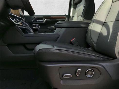 New 2026 GMC Sierra 1500 Denali AWD/4WD image 10