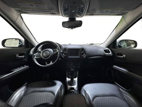 Used 2019 Jeep Compass Latitude w/ Cold Weather Group image 14