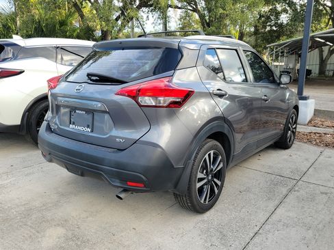 Used 2019 Nissan Kicks SV w/ Exterior Package FWD image 8