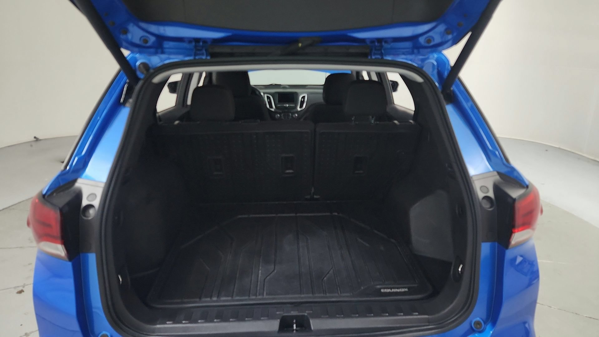 Certified 2024 Chevrolet Equinox LT w/ LPO, Floor Liner Package FWD image 25