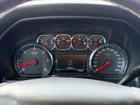 Used 2018 Chevrolet Silverado 1500 LT w/ All Star Edition AWD/4WD image 9
