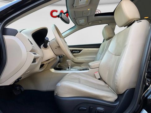 Used 2015 Nissan Altima 2.5 SL w/ Moonroof Package FWD image 13