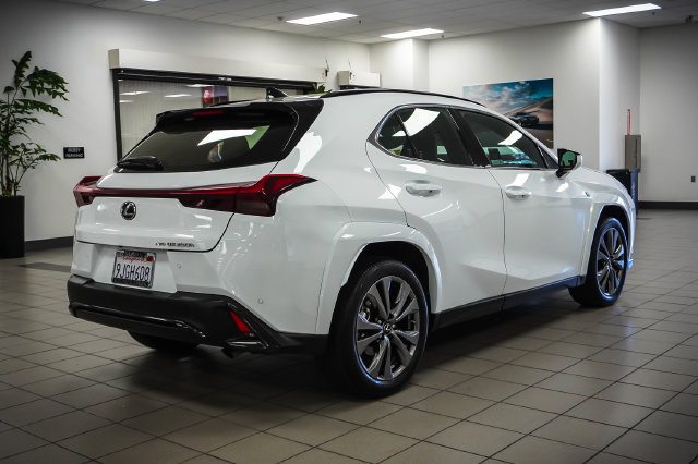 Certified 2024 Lexus UX 250h F Sport AWD/4WD image 6