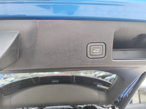 New 2026 Chevrolet Equinox EV RS image 16