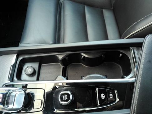 Used 2024 Volvo S60 B5 Plus w/ Climate Package FWD image 52