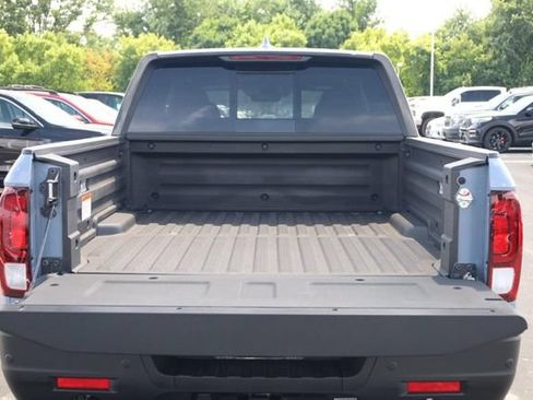 New 2026 Honda Ridgeline Black Edition image 7