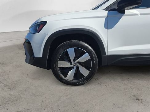 Used 2025 Volkswagen Taos S AWD/4WD image 14