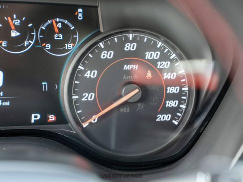 Used 2017 Chevrolet Camaro SS RWD image 95